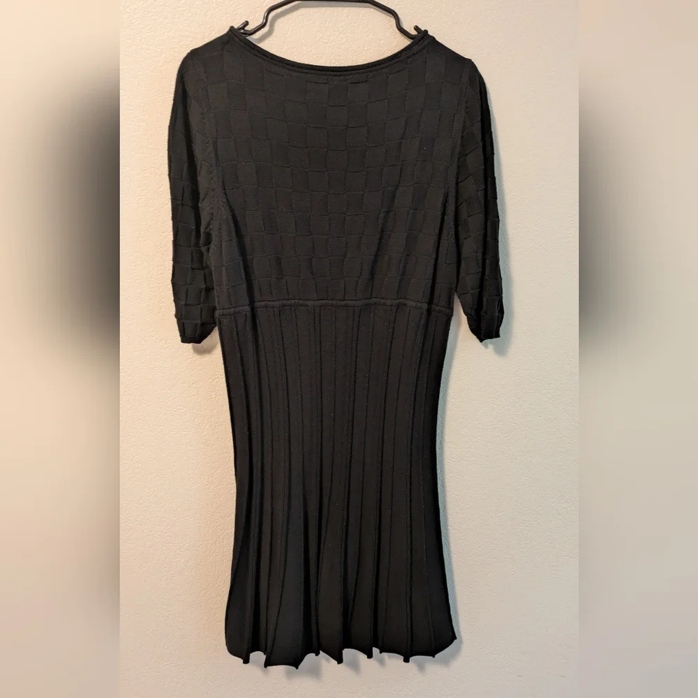 Max Studio Elegant Black Knit Dress - Picture 2 of 3